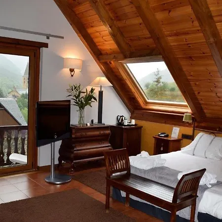 Mauberme Mountain Boutique Hotel Salardu